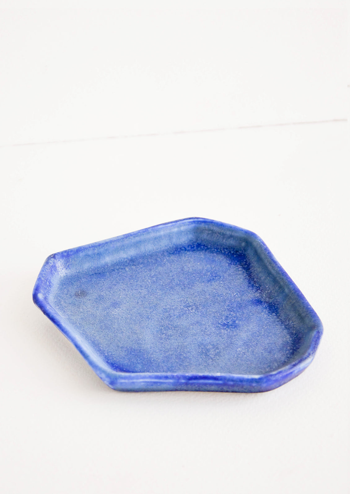Faceted Ceramic Trinket Tray in Lapis - LEIF
